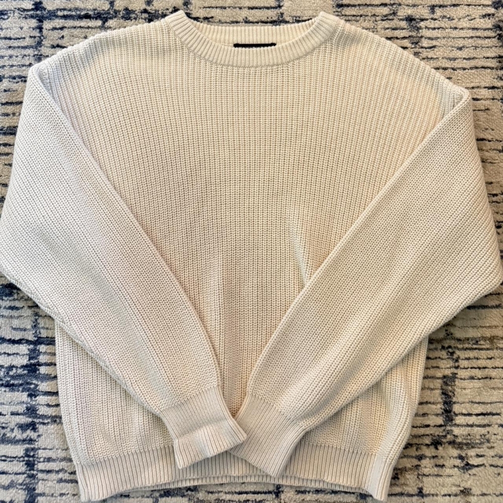 Brandy Melville Men's Off-White Crewneck Sweater